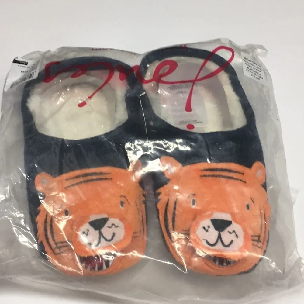 NWT Joules slippers Shoes